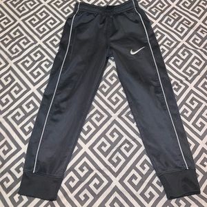 Nike sweats dice 4T